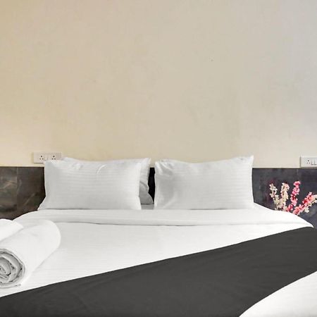 Hotel Paradise-Near Eon It Park Kharadi פונה מראה חיצוני תמונה